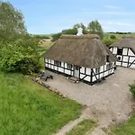 Holiday home Find Peace In Charming Close To Nature