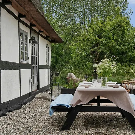 Find Peace In Charming Close To Nature Casa de Férias *