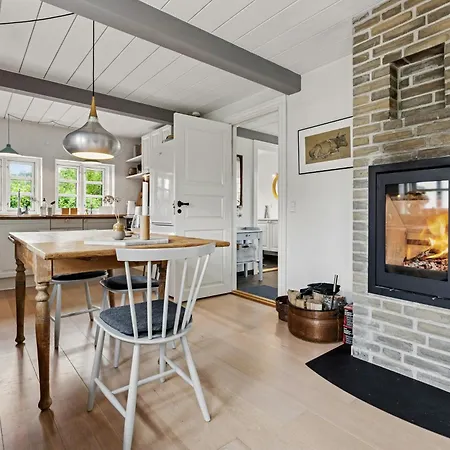 Find Peace In Charming Close To Nature Holiday home