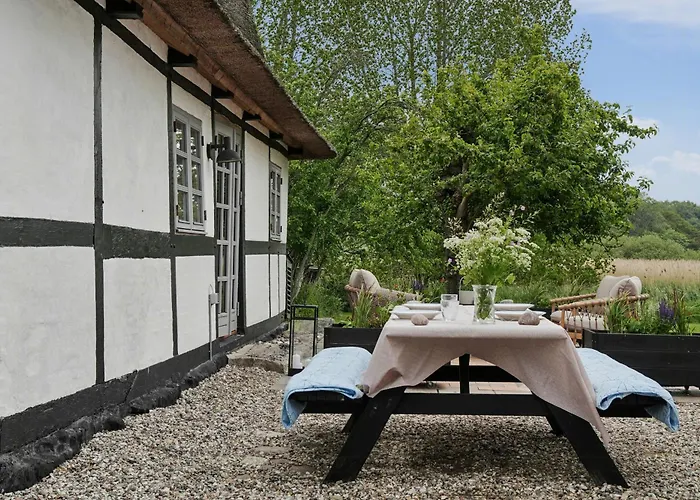 Find Peace In Charming Close To Nature بيت للعطل *